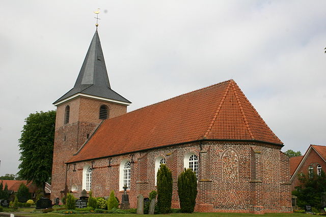 https://de.wikipedia.org/wiki/Dreifaltigkeitskirche_(Collinghorst)#/media/File:ChurchCollinghorst.jpg